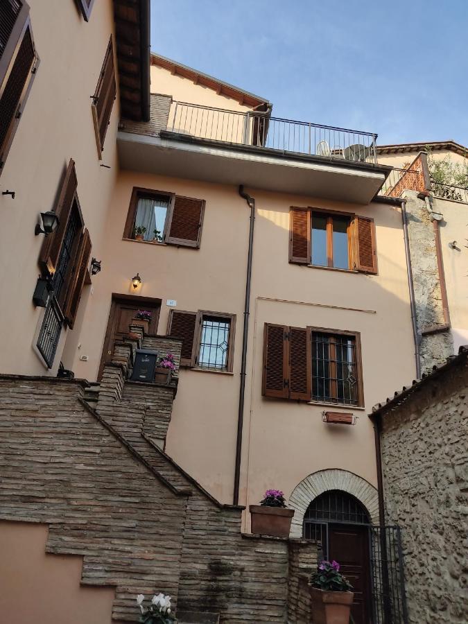 Appartamento Terni Centro エクステリア 写真